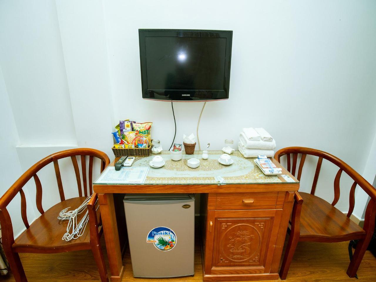 Phuong Dong Hotel Hanoi Exterior foto